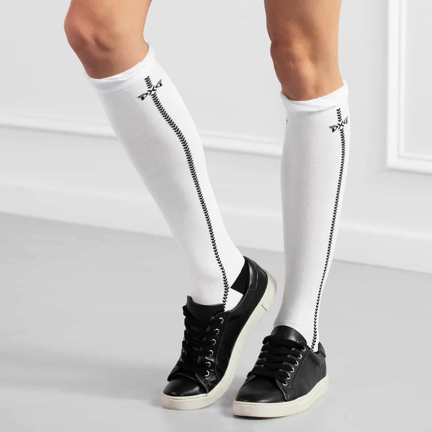 Women's Ruffle Knee Socks