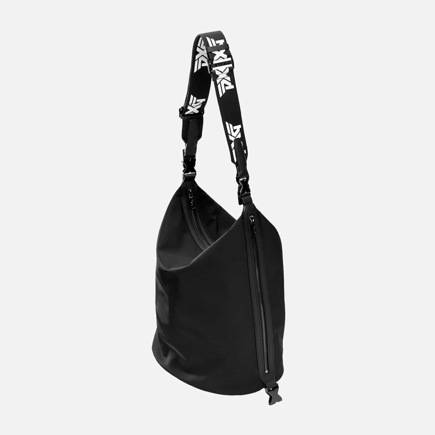 PXG ライトウェイト スリングバッグ